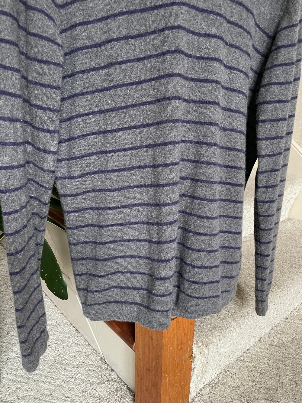 Giasone 100% 2Ply Cashmere Men's Grey V-Neck Striped Sweater